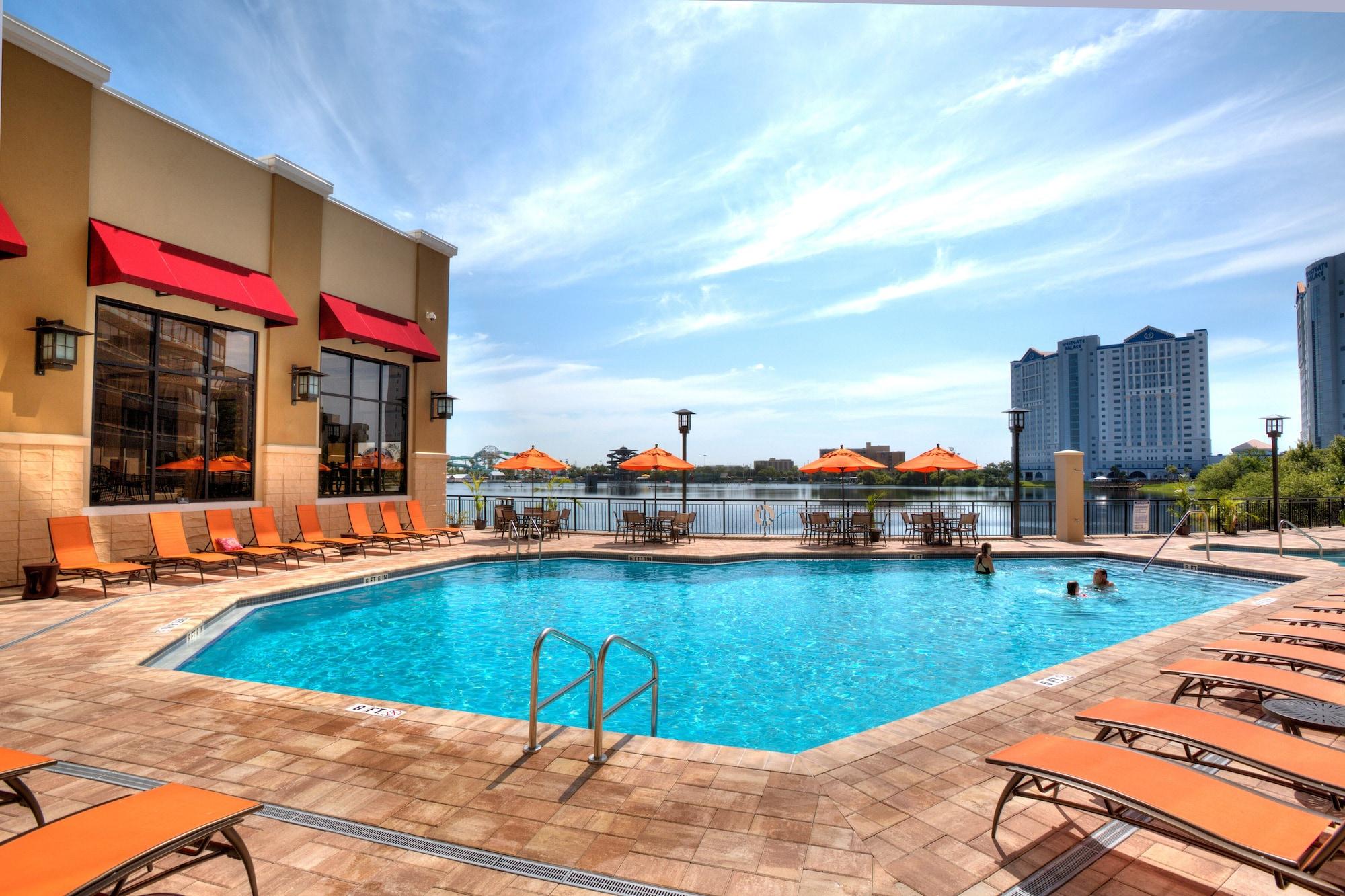 Ramada Plaza By Wyndham Orlando Resort & Suites Intl Drive Exterior photo